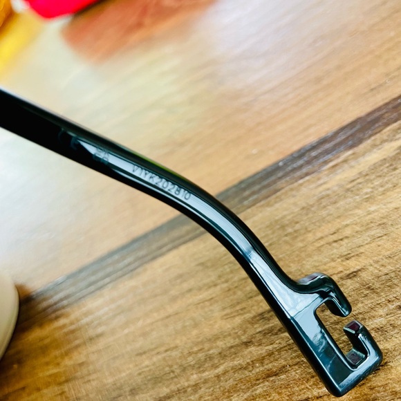 SOLD!! GUCCI BLACK OVAL SUNGLASSES GG1237Sool - Picture 11 of 13